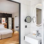 Hotell Maison Mere 4*