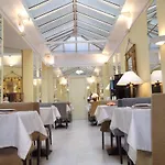 Maison Mere