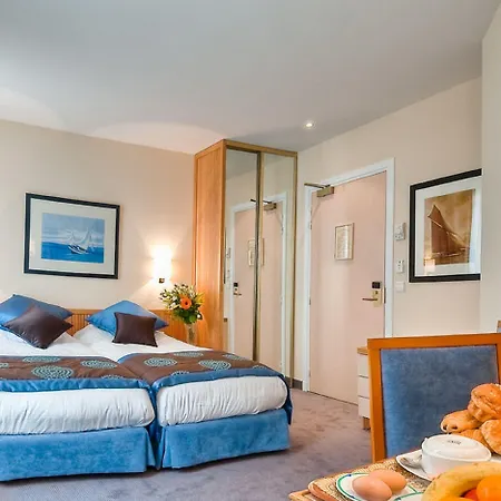 Maison Mere 4* Párizs