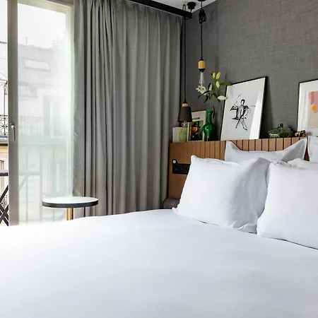 Hotel Maison Mère 4*