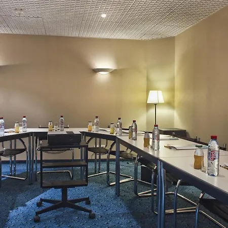 Maison Mere פריז