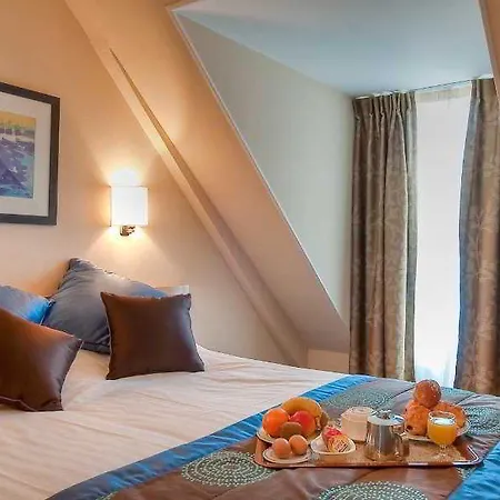 Maison Mere 4* Paris