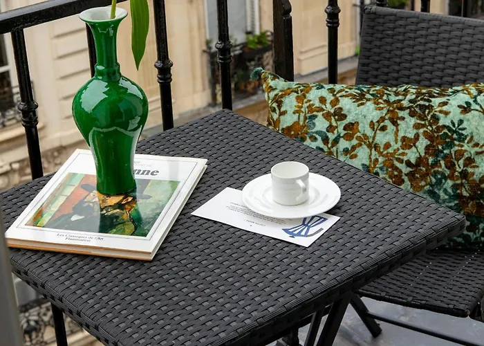 Maison Mere 4*