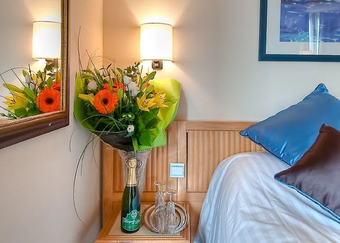 Hotel Maison Mere Paris