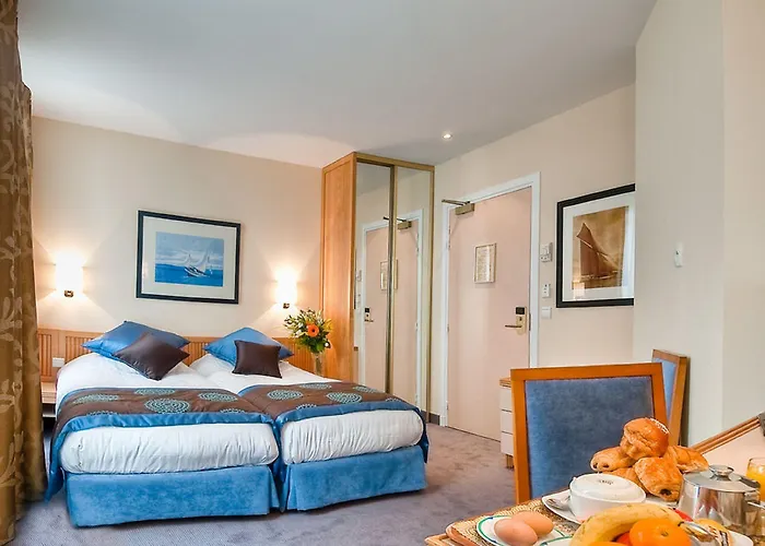 Maison Mere 4* パリ