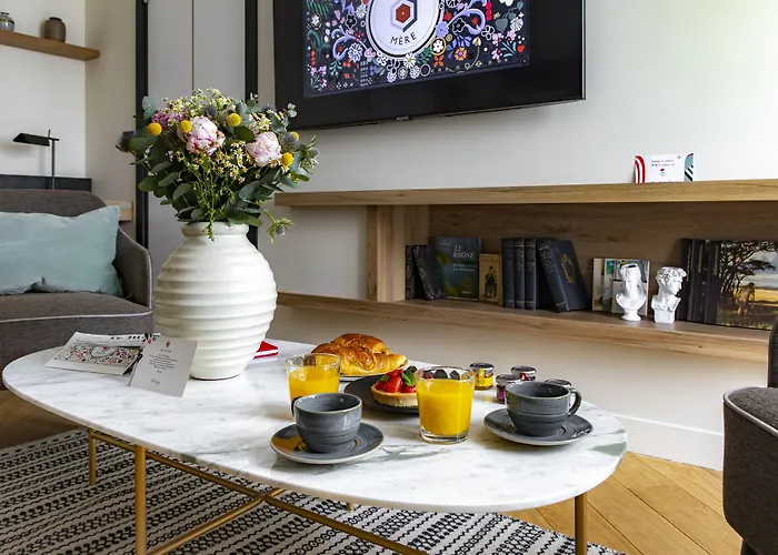 ホテル Maison Mere パリ