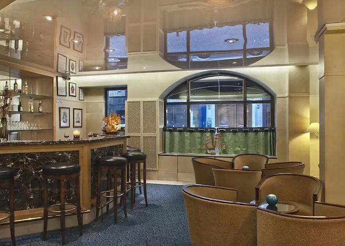 ホテル Maison Mere パリ