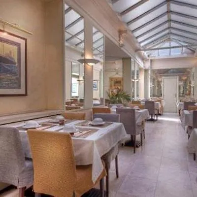 Hotel Maison Mere
