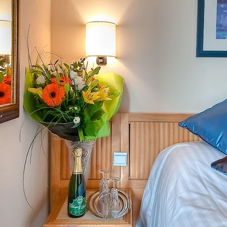 Otel Maison Mere Paris